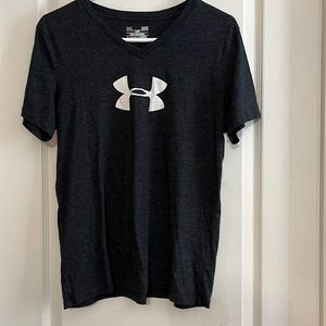 Under Armor black t shirt